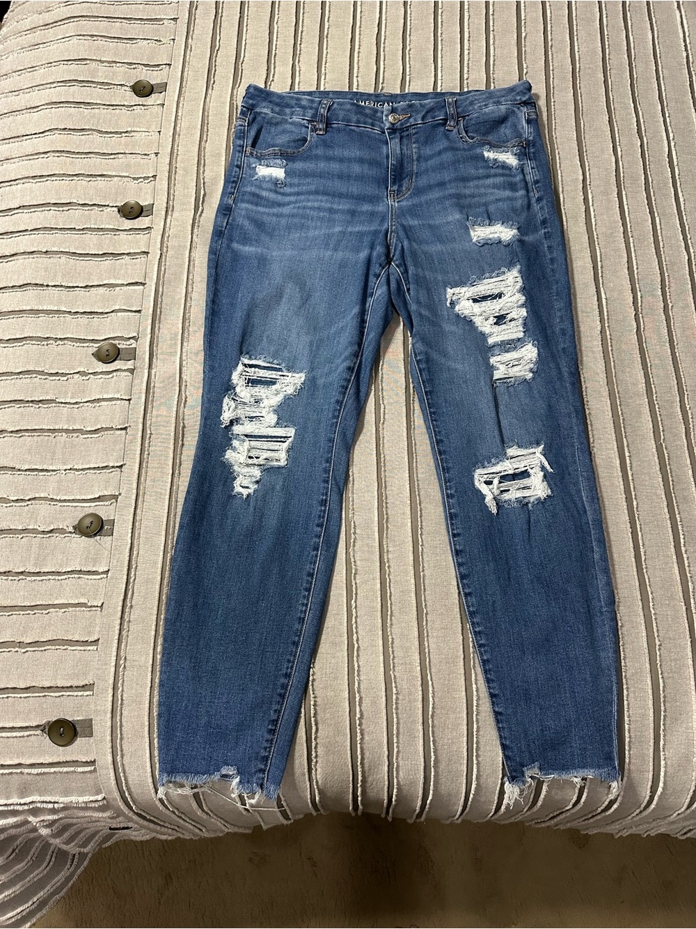 American Eagle Outfitters Blue Distressed  Jeans - Women's